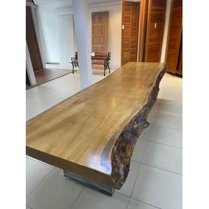 Mesa Rústica de Madeira Maciça Pequiá com Pés Metálicos – 320 x 88cm