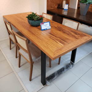 Mesa de Madeira Peroba Rosa Demolição com Pés de Ferro